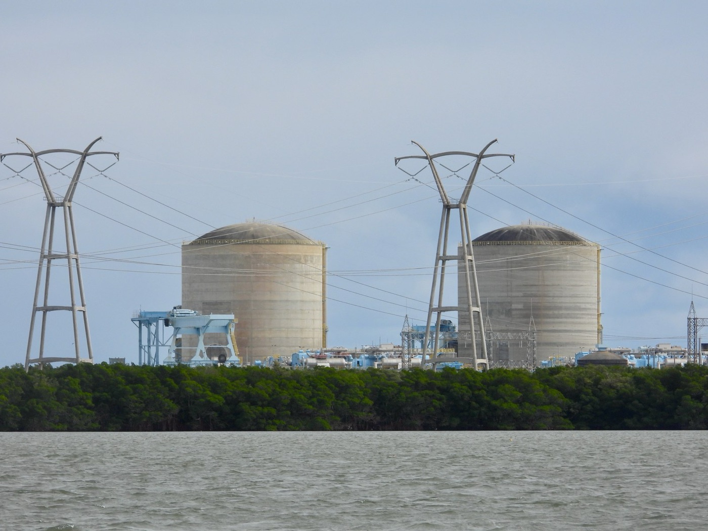 A nuclear plant on a river. The river is the condenser's cold side, and it has a temperature limit.