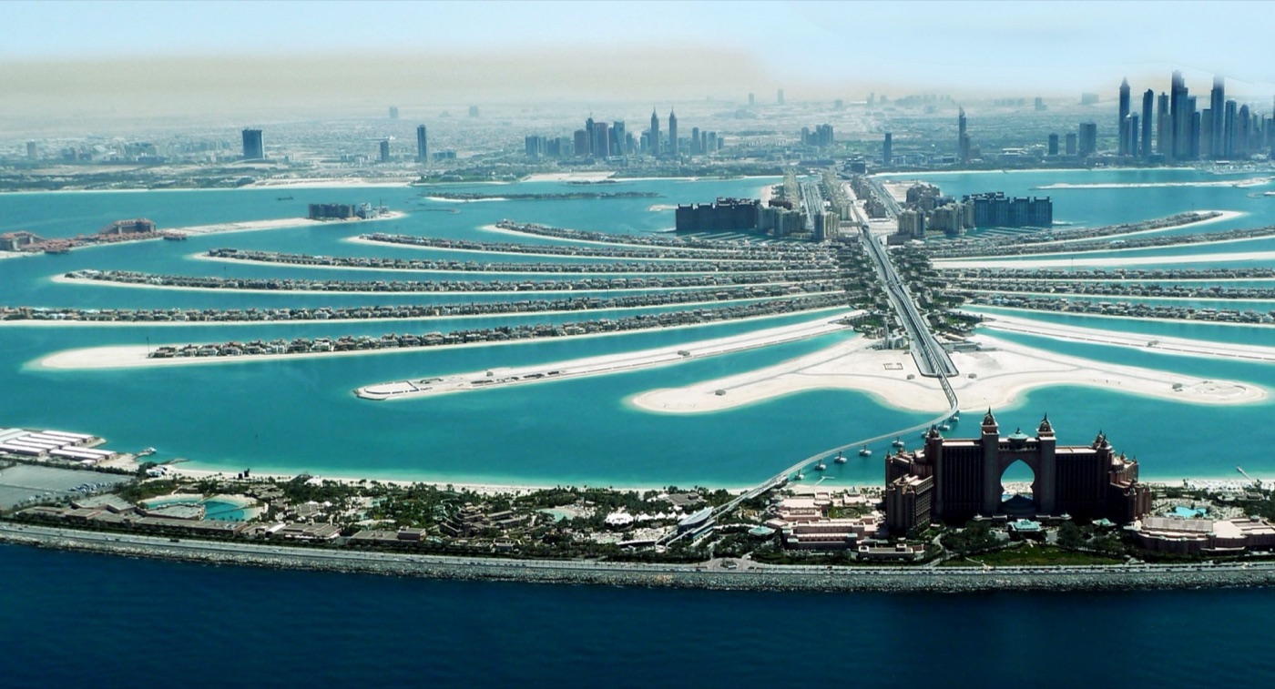 The Palm and the Marina from the air. A coast built into the sea, with no drains for the rain, because the rain hardly came.