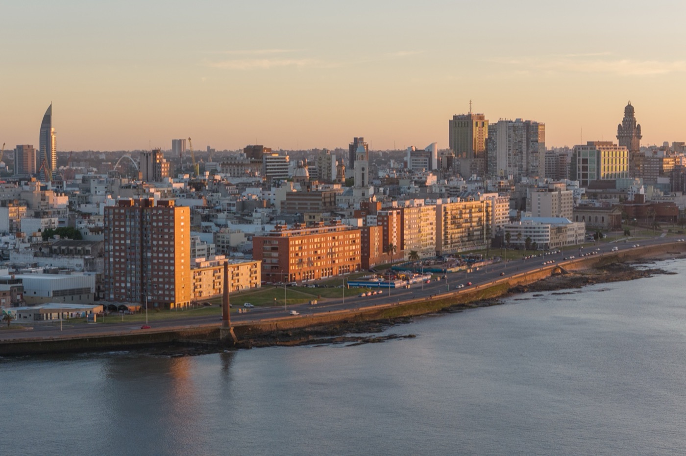 Montevideo from the air. Nearly two million people on the shore of an estuary that was never their water.